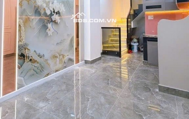 ĐOÀN VĂN BƠ – NHÀ 3 TẦNG NHỎ XINH – XÁCH VALI VÀO Ở NGAY Giá chính chủ: 3.5 TỶ – bớt Lộc Cách hẻm xe hơi chỉ 2–3 căn,