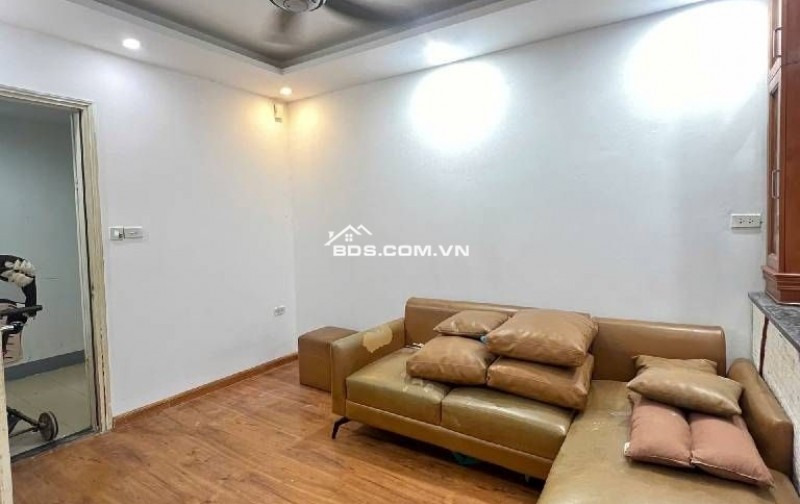 Căn hộ chung cư Gia Lâm 4 tỷ 70m đầy đủ công năng,sổ đỏ