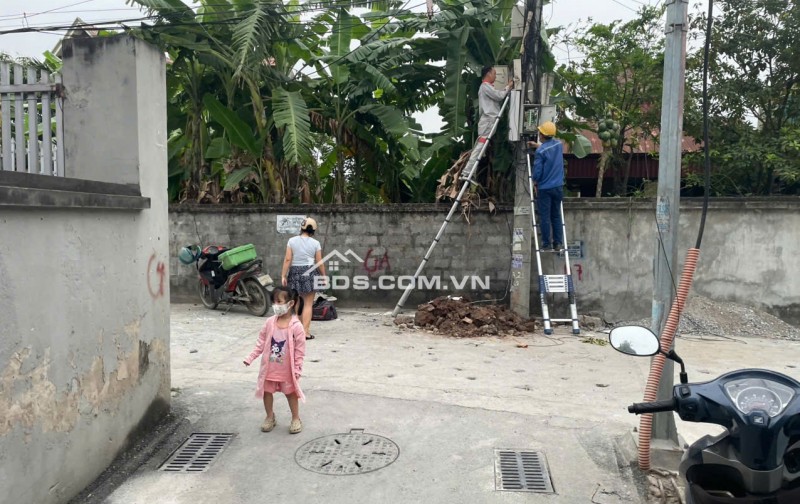 CHÍNH CHỦ BÁN ĐẤT TDP BÙI – GIÁ 2,5 TỶ – Ô TÔ VÀO TẬN ĐẤT