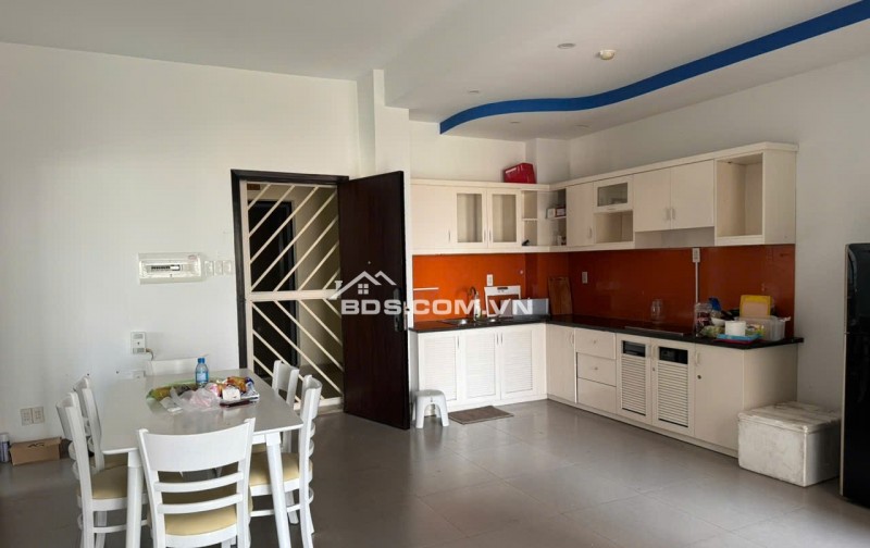 Bán căn hộ view góc yên tĩnh, thoáng mát, khu vực an ninh