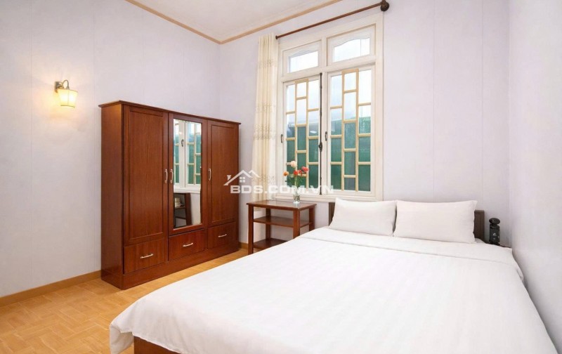 Bán nhà riêng 29 Đặng Thái Thân, 11,5 tỷ, 230m2, 7PN, pháp lý đầy đủ, giá cực chất