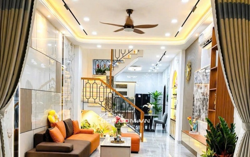 Nhà mới sát mặt tiền Huỳnh Tấn Phát, Q7, chỉ 4,95 tỷ