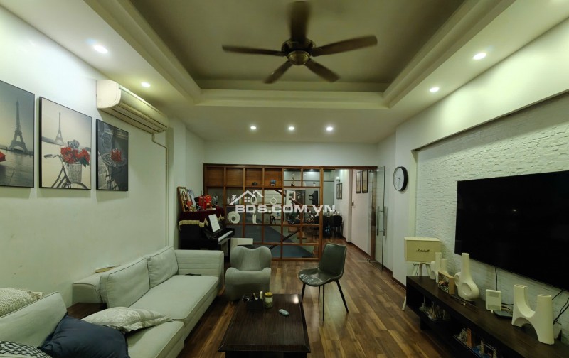 PHÂN LÔ - NGÕ THÔNG BÀN CỜ - - GARA Ô TÔ - NHÀ DÂN KIÊN CỐ - HOÀNG CẦU - ĐỐNG ĐA