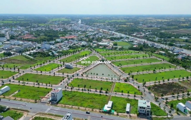 Bán 100 m2 đất ngay TTHC Thủ Thừa Long An tiềm năng tăng giá cao