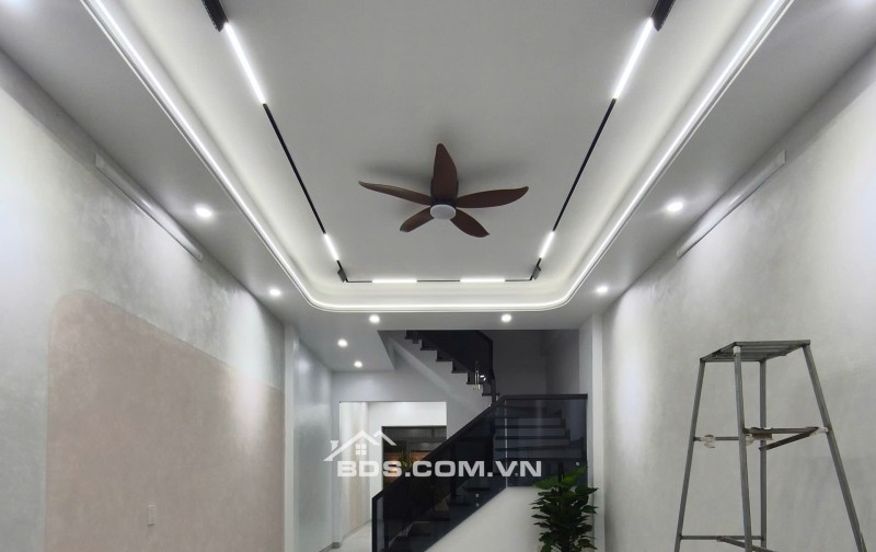 BÁN NHÀ 5.7 TỶ 4 TẦNG 60M2 ( ĐÔNG NAM ) MẶT ĐƯỜNG KHU BÃI VƯỢT