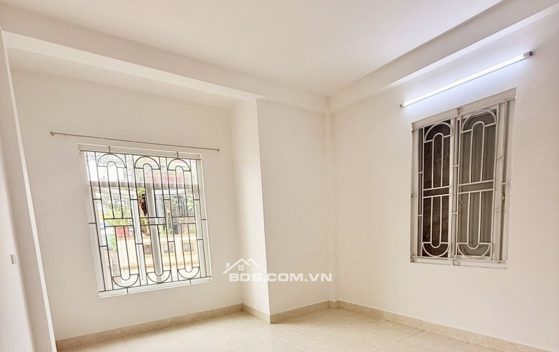 BÁN NHÀ 1.98 TỶ 3 TẦNG 45M2 ( TÂY NAM ) NGÕ ĐINH CÔNG TRÁNG