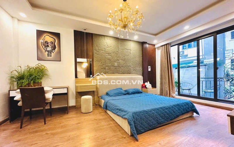 THẠCH BÀN – NHÀ DÂN XÂY 46M2 × 5 TẦNG – Ô TÔ ĐỖ CỬA – NHỈNH 8 TỶ