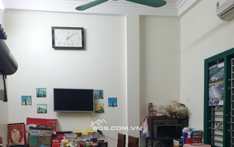 BÁN NHÀ LÔ GÓC MẶT ĐƯỜNG TRẦN THÁI TÔNG 3 TẦNG 48M2 GIÁ 4.5 TỶ