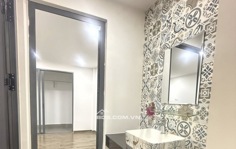 Bán nhà 2 Tầng Kiệt Ô TÔ Tải - Trường Chinh gần Cầu Vượt Ngã Ba Huế