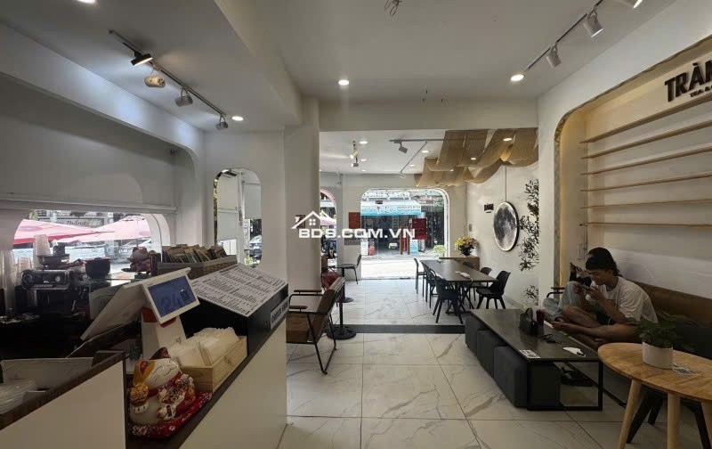 Bán nhà lô gốc KD cafe 3 lầu hẻm 616 Lê Đức Thọ 116m2 ngang 5.5m BÁN GẤP chỉ 18.9 tỷ.