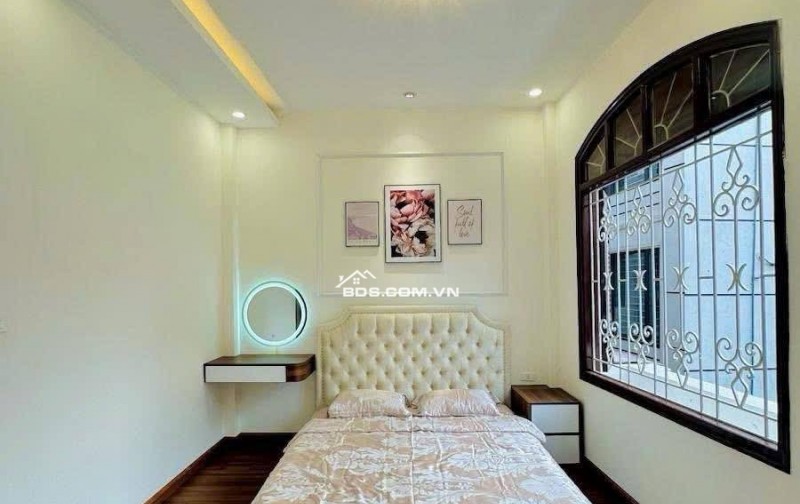 Bán Nhà Trương Định, Hoàng Mai 35m, 4 tầng, mt 4.6m, giá 8.8 tỷ.