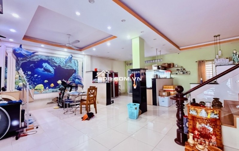  Nhà ngang KHỦNG 8.5m Hiếm Tại Gò Vấp – 106m², 3 Tầng, Hẻm Xe Hơi, chỉ 11 tỷ!