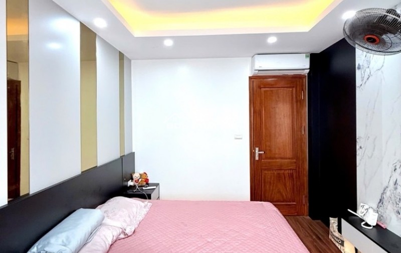 NGÕ NÔNG – Ô TÔ ĐỖ CỬA – 16M RA Ô TÔ TRÁNH – NHÀ 5 TẦNG SIÊU ĐẸP – THẠCH BÀN LONG BIÊN