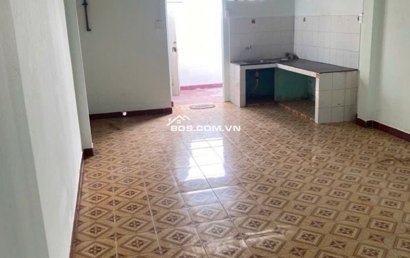 SÁT MẶT TIỀN TRƯỜNG CHINH - HẺM XE TẢI - 88M2 - 7.6 TỶ - Chủ đang cho thuê 9tr tháng.