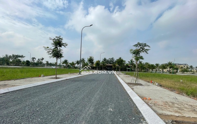 ĐẤT NỀN NGAY TRUNG TÂM HÀNH CHÍNH THỦ THỪA CHỈ HƠN 18TRIỆU/m, SỔ HỒNG RIÊNG TỪNG NỀN