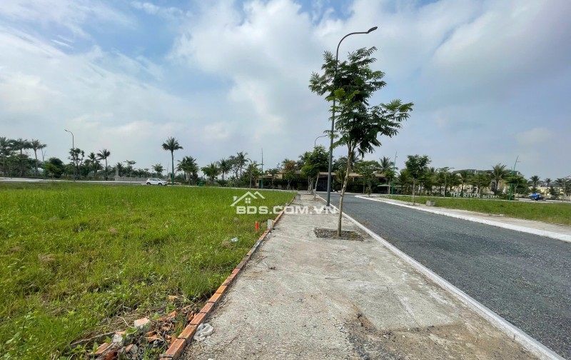 ĐẤT NỀN NGAY TRUNG TÂM HÀNH CHÍNH THỦ THỪA CHỈ HƠN 18TRIỆU/m, SỔ HỒNG RIÊNG TỪNG NỀN