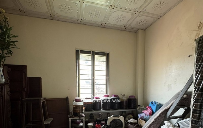 Lý Thường Kiệt 4 Tầng 11,3 Tỷ Ô TÔ Đỗ Cổng – Ngõ Rộng Sạch Thoáng Sáng