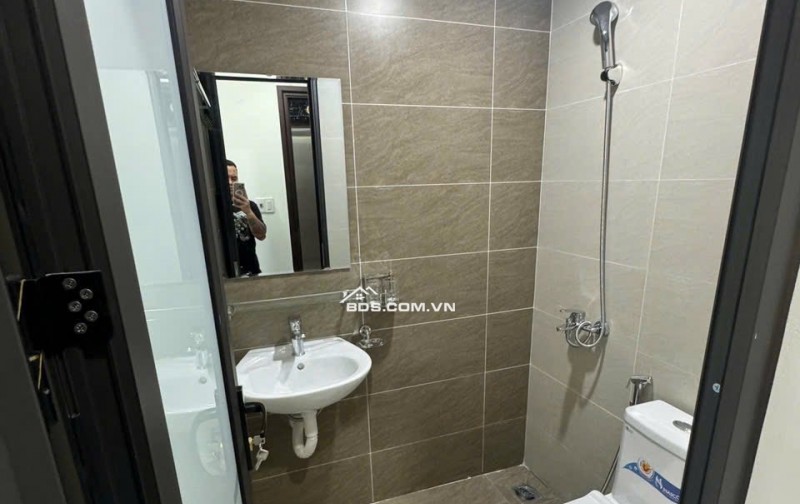 CẦN BÁN CCMN  PHỐ CẦU NOI - 55 M2 - 7 TẦNG - MT 5- GIÁ 19.8 TỶ