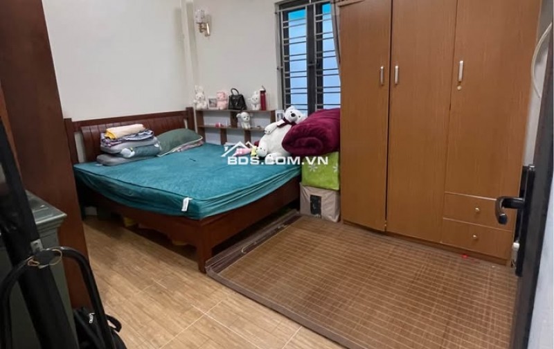 BÁN NHÀ 2.45 TỶ 3 TẦNG 46M2 ( ĐÔNG NAM ) NGÕ RỘNG TRẦN QUANG KHẢI