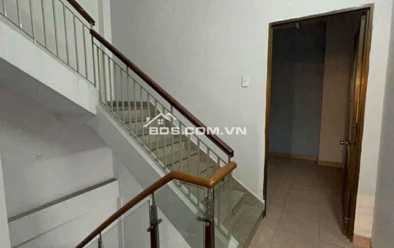 ĐỘC QUYỀN: CHO THUÊ NHÀ 39 TRẦN KHÁNH DƯ, TÂN ĐỊNH, QUẬN 1. DT 100M 3 LẦU. LH:0937133343.