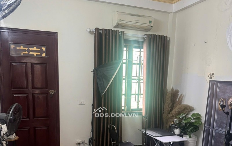 BÁN NHÀ 2.15 TỶ 3 TẦNG 41M2 ( HƯỚNG BẮC ) NGÕ KHU BÃI VƯỢT