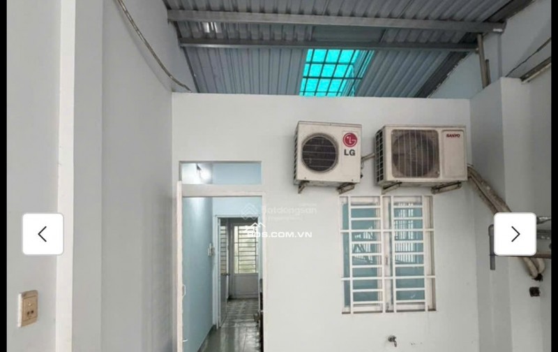 Cho thuê nhà nguyên căn hẻm xe hơi 4pn 3wc tại Hoàng Hoa Thám - Tân Bình