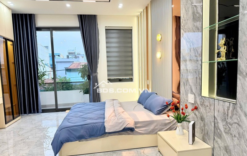 Bán Siêu phẩm nhà 3 Tầng FULL nội thất mặt tiền Dương Đức Hiền - Gần biển