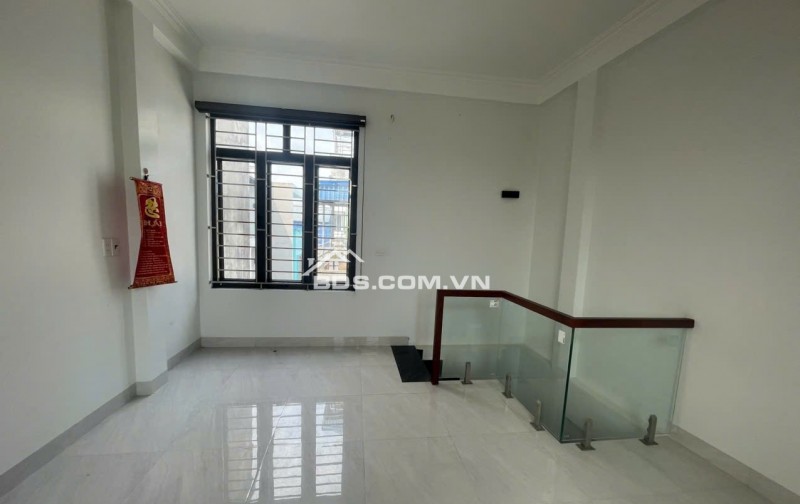 BÁN NHÀ  GIÁ RẺ 1.19 TỶ 3 TẦNG 26M2 ( TÂY NAM ) NGÕ NGUYỄN TRI PHƯƠNG