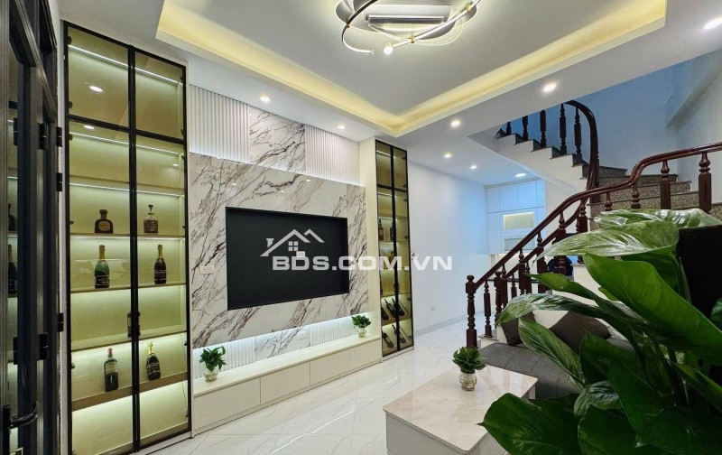 Bán Nhà Lô Góc, Thang Máy Lê Trọng Tấn, Thanh Xuân 41/45m, 6 tầng, mt 5m, giá 14.8 tỷ.