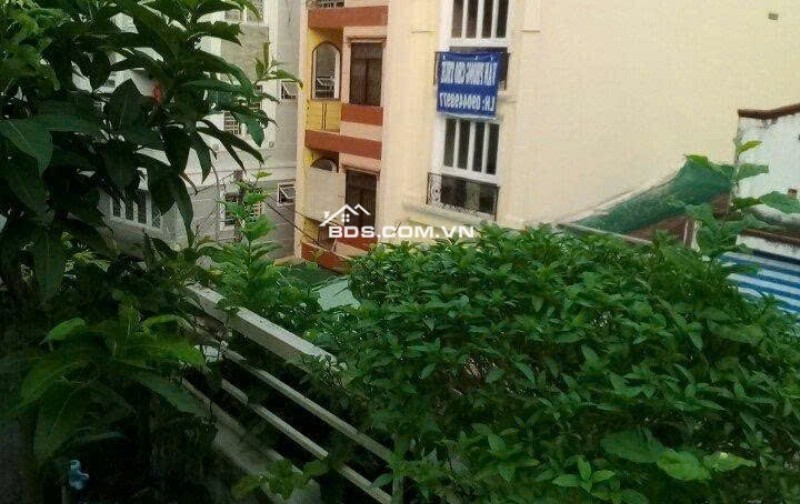 Bán nhà hẻm xe hơi 1 trệt 1 lầu 1 sân thượng Hoàng Diệu P13 Q4 siêu đẹp