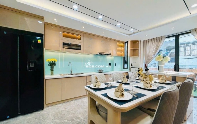 Nhà đẹp 6 lầu view góc ngang 4.4m 75m2 HXH thẳng trục Phạm Văn Chiêu tặng T.máy 14.5 tỷ.