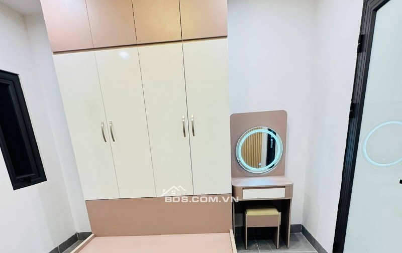 Bán Nhà Ở Luôn Vĩnh Hưng, Hoàng Mai 18m, 3 tầng, mt 3.2m, giá 1.68 tỷ.