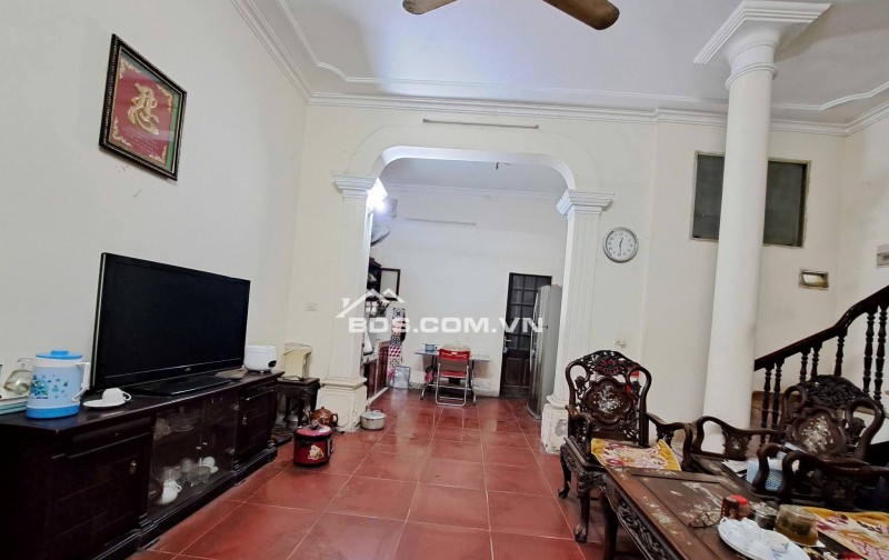 Cần Bán ! Mặt Phố Chùa Quỳnh Mặt Tiền 6.2M 73M2 30 Tỷ Đoạn Đẹp Nhất Phố