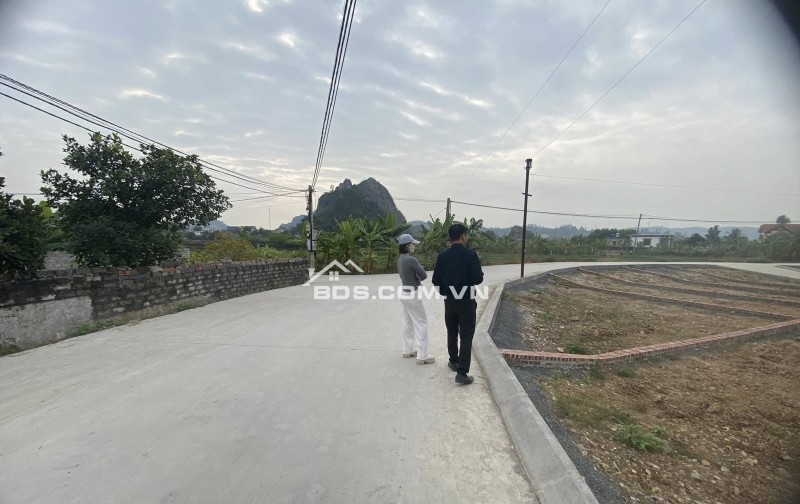 Lô Đất Hơn 300TR chỉ lấy chút lãi tình cảm để thu hồi vốn Tại Xã Việt Khê