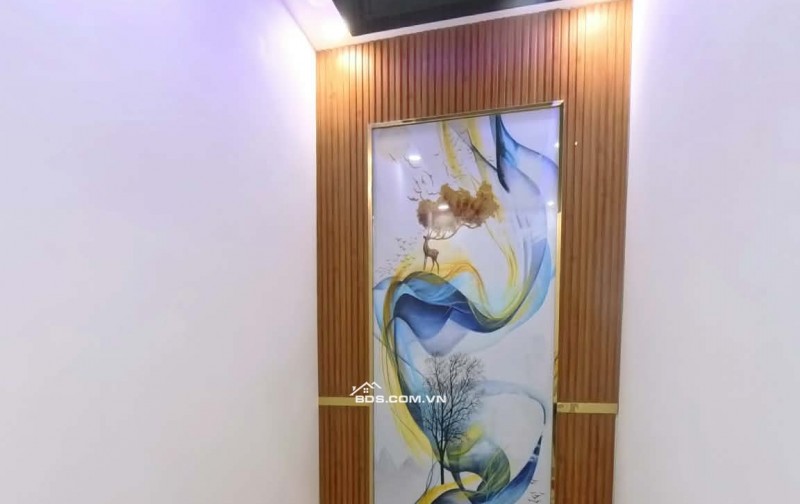 BÁN GẤP NHÀ  BẾN BÌNH ĐÔNG KHU VIP  TRÊN BẾN DƯỚI THUYỀN