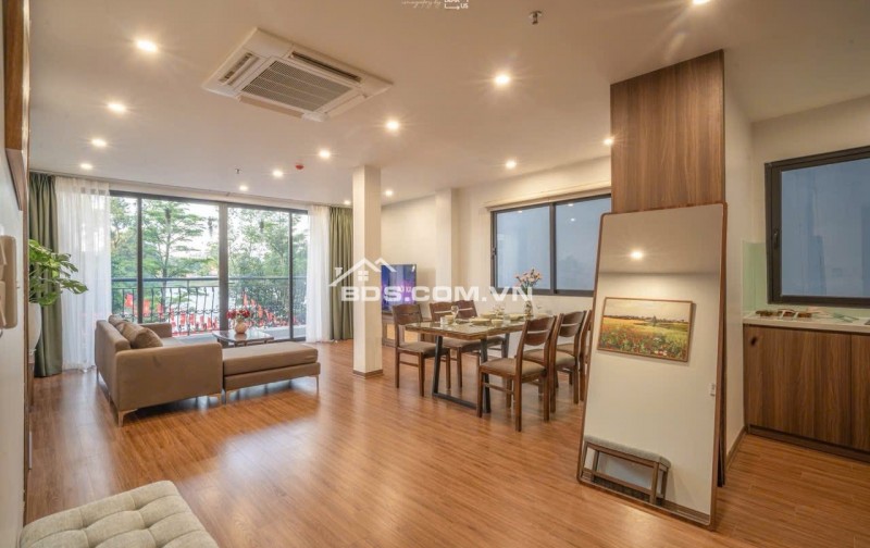 Lô Góc Mặt Hồ Tây Yên Hoa 8 Tầng MT 6.5M 99 Tỷ Nhà Đẹp Mới Nội Thất Xịn