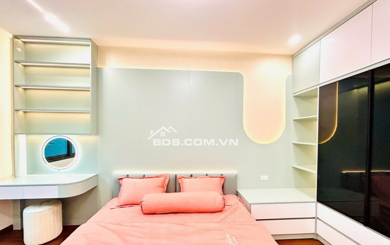 CẦN BÁN NHÀ PHỐ QUAN NHÂN - 33M2 - 5 TẦNG - MT 3.2- GIÁ 8.15 TỶ