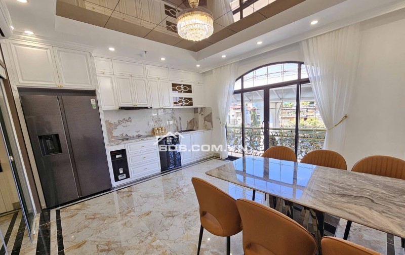 Nhà Đẹp Lô Góc Hai Mặt phố Triệu Việt Vương Mặt Tiền 15M 7 Tầng Thang máy 75 Tỷ