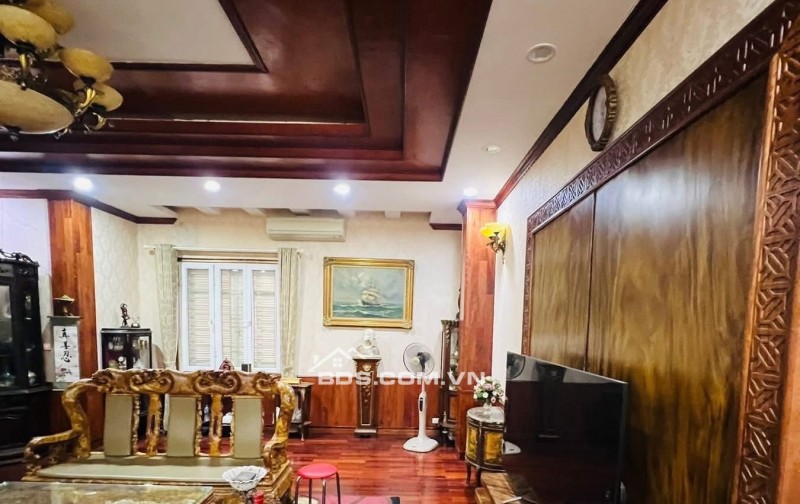 CẦN BÁN NHÀ PHỐ HUỲNH THÚC KHÁNG -72 M2 - 7 TẦNG - MT 16M - GIÁ 56 TỶ