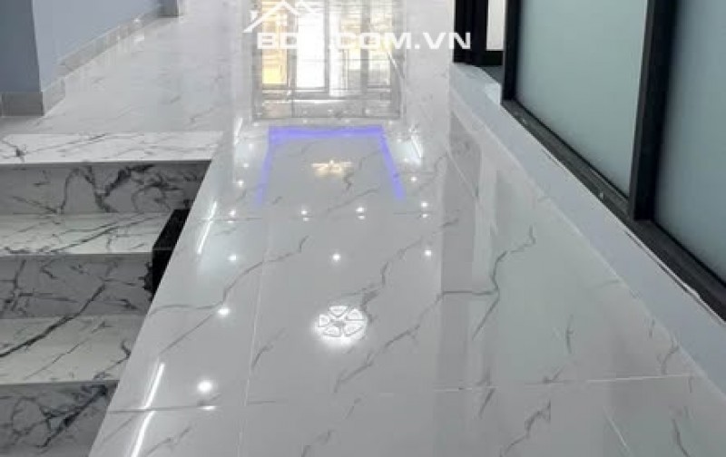 Bán nhà: Trường Chinh, P13, Tân Bình, Tphcm.