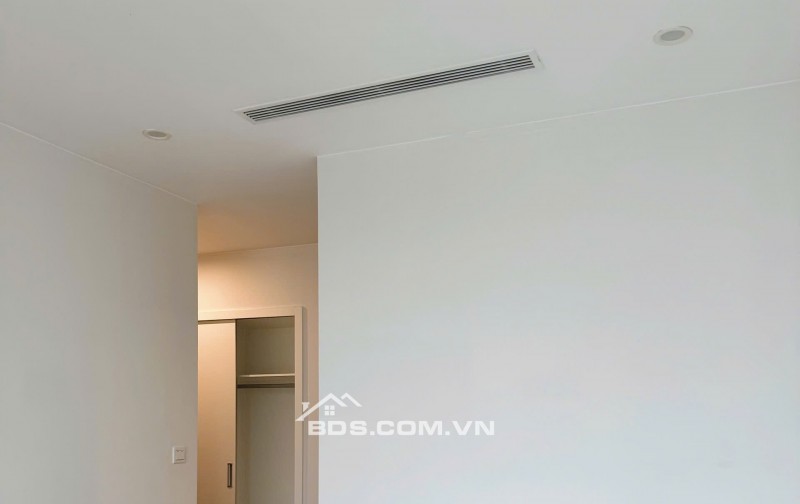 Cho thuê căn hộ cho thuê tại Vinhomes Skylake tầng cao view đẹp, DT 96m2, giá 3x tr/tháng