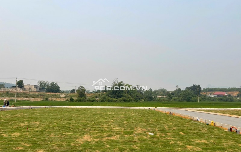  Chỉ hơn 300 TRIỆU sở hữu ngay đất gần trung tâm kinh tế Ba Đồi – Lạc Thủy