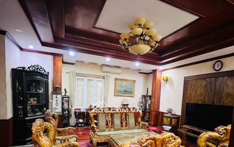 CẦN BÁN NHÀ PHỐ HUỲNH THÚC KHÁNG -72 M2 - 7 TẦNG - MT 16M - GIÁ 56 TỶ