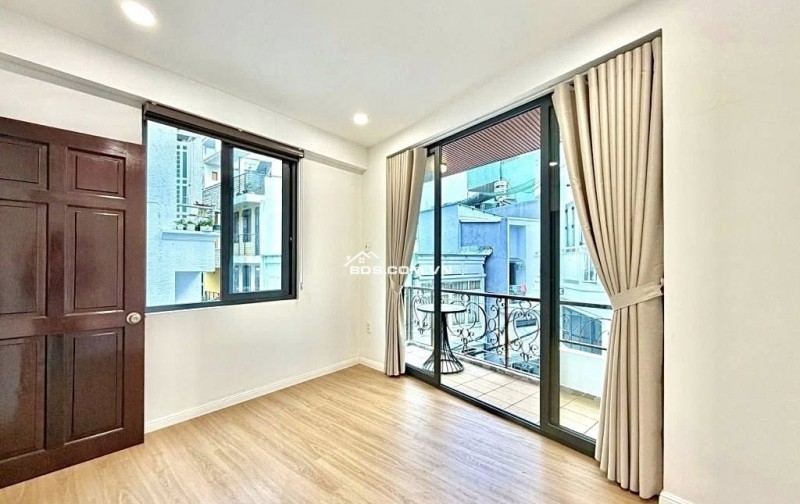 Trước nhà 5m Lê Văn Sỹ - Đặng Văn Ngữ - 41m2 Xây 2 Tầng - Chỉ 6.95ty