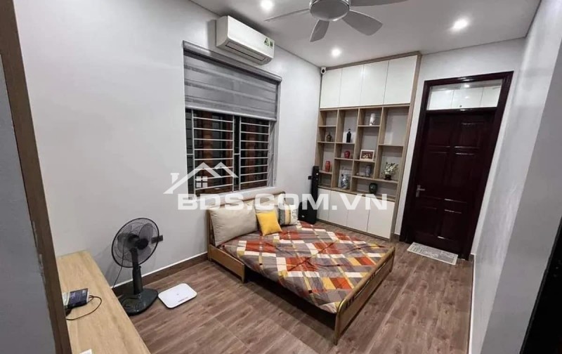 SIÊU PHẨM CÓ 1 0 2 - NHÀ PHÂN LÔ 4 TẦNG - KINH DOANH - Ô TÔ ĐỖ CỬA - PHÙNG KHOANG