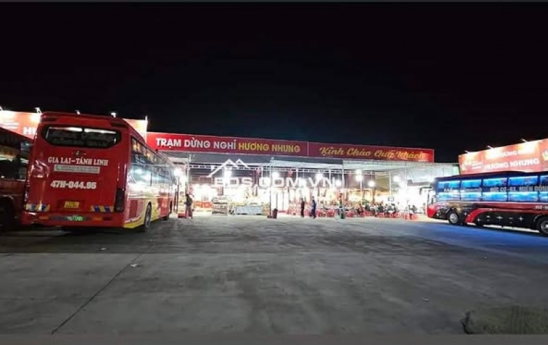 Bán trạm dừng chân kèm nhà sàn gỗ Lim Lào cung đình cùng toàn bộ công trình kiến trúc gắn liền với đất