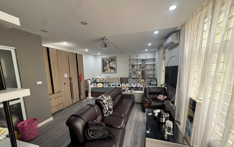 Mặt Hồ Trúc Bạch 113M2 Mặt Tiền 6.5M 55 Tỷ SDCC Xây Tòa Nhà 2 Mặt Tiền Trước Sau