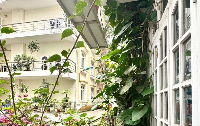 Lý Nam Đế Lô Góc Mặt Tiền 12M 4 Tầng Ô TÔ Tránh Đỗ 10M Ra Phố 27.6 Tỷ