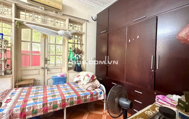 Lý Nam Đế Lô Góc Mặt Tiền 12M 4 Tầng Ô TÔ Tránh Đỗ 10M Ra Phố 27.6 Tỷ