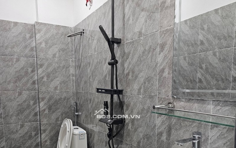 BÁN NHÀ ĐẸP 1.95 TỶ 3 TẦNG 50M2 ( TÂY NAM ) KHU LỘC VƯỢNG